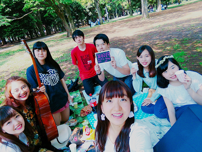 Tuazon, center, with Norwegian and American exchange student friends in Asakusa, Tokyo.