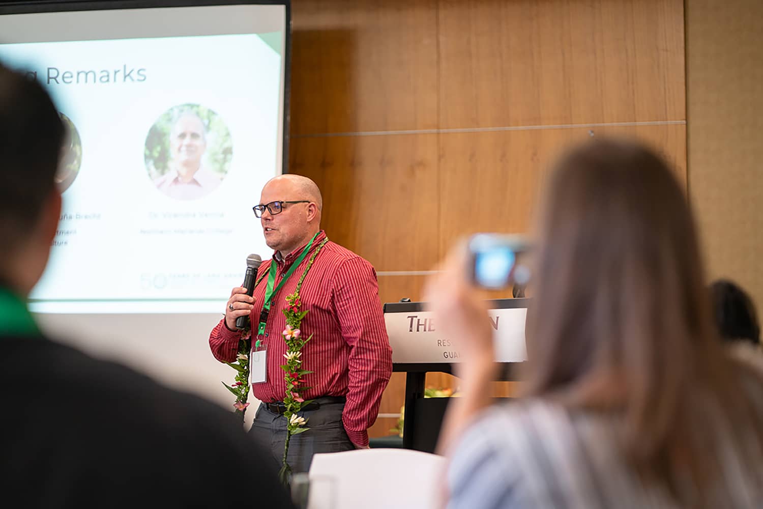 Don McMoran, director of the Western Regional Agricultural Stress Assistance Program, presents at Micronesia’s first Farmer Focus Conference in June 2022. 